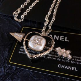 Chanel-Arrow-Necklaces-1