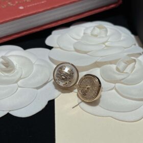Chanel-CC-Round-Earrings-3