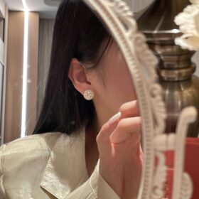 Chanel-CC-Round-Earrings-3