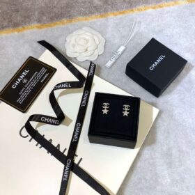 Chanel-CC-Star-Earrings-5