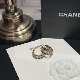 Chanel-Chain-Of-Stars-Earrings