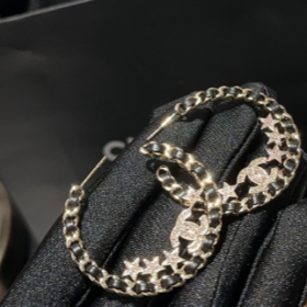 Chanel-Chain-Of-Stars-Earrings-2