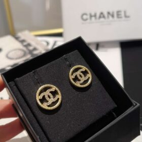 Chanel-Hollow-Earrings-1