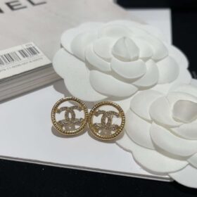Chanel-Hollow-Earrings-1