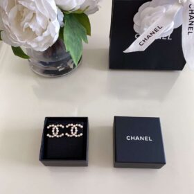 Chanel-Letter-C-Earrings-1