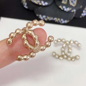 Chanel-Letter-C-Earrings-1