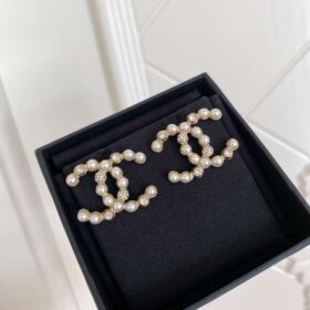 Chanel-Letter-C-Earrings-1