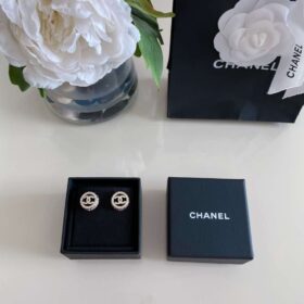 Chanel-Round-Diamond-Earrings-2