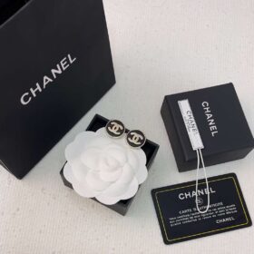 Chanel-Round-Earrings-4