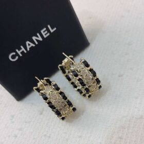 Chanel-Star-Earrings-3