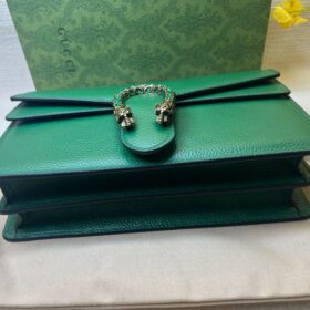 Gucci-Dionysus-Shoulder-Bag-1