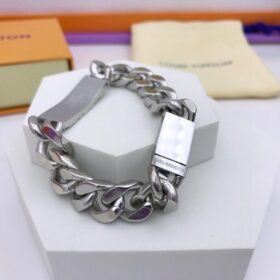 Monogram-Chain-Bracelet-Silver-Tone-M00855-3