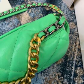 212488-1_20Chanel_2019_20Flap_20