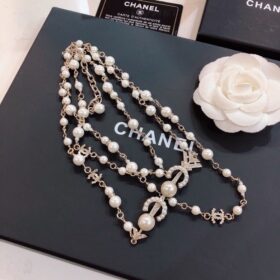 accessories-pearl-necklace-logo-cc-1-e1685433487681