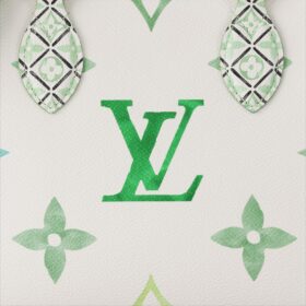 xr:d:DAF_QSHSI4M:113,j:5708735392221344038,t:24032607