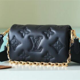 LV-Wallet-On-Strap
